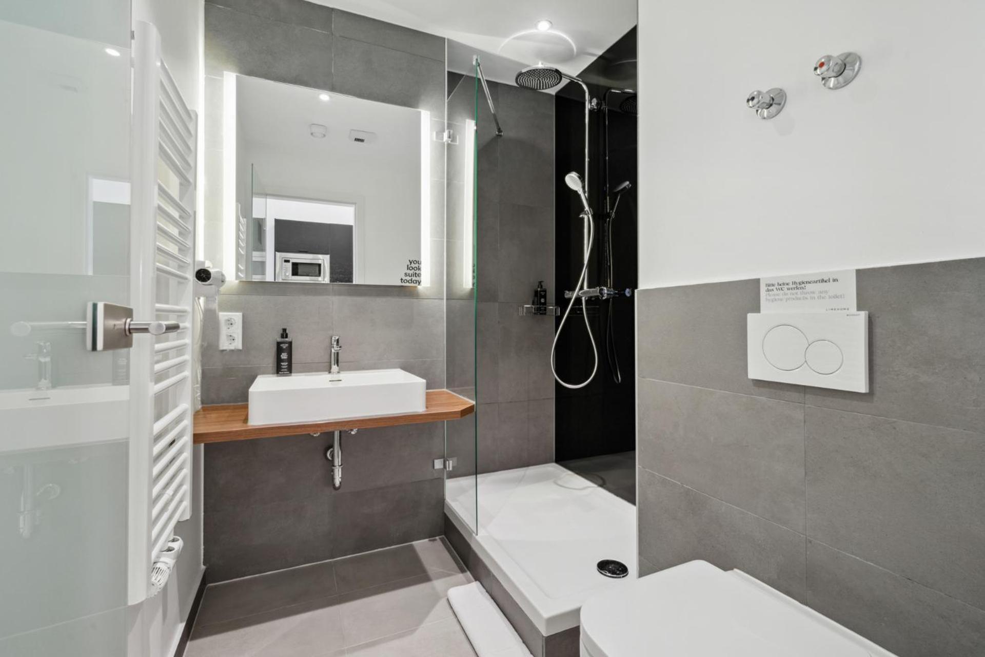 Limehome Munich Fritz-Erler Str المظهر الخارجي الصورة