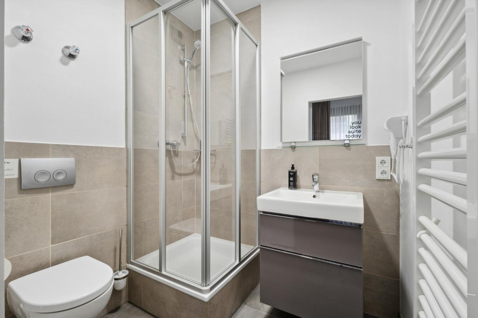 Limehome Munich Fritz-Erler Str المظهر الخارجي الصورة