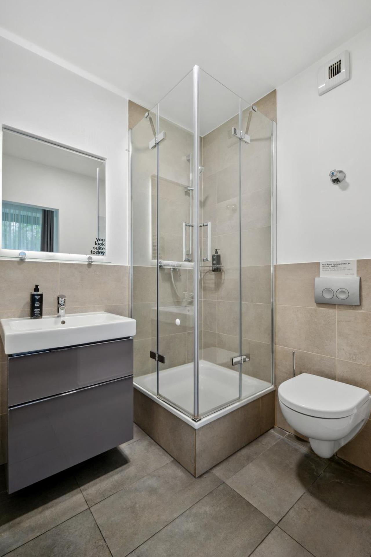 Limehome Munich Fritz-Erler Str المظهر الخارجي الصورة