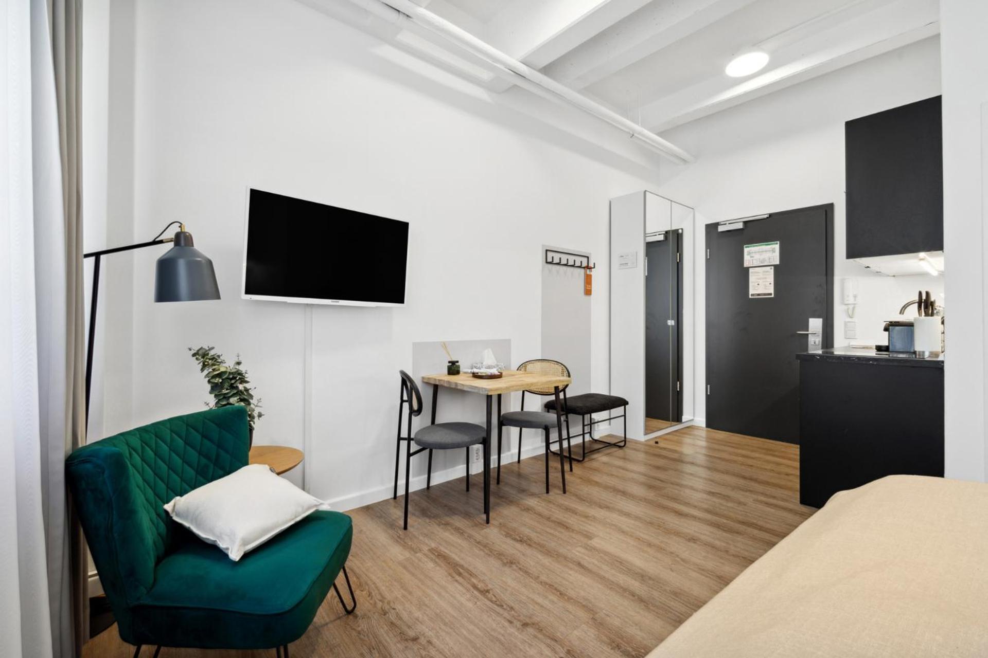 Limehome Munich Fritz-Erler Str المظهر الخارجي الصورة