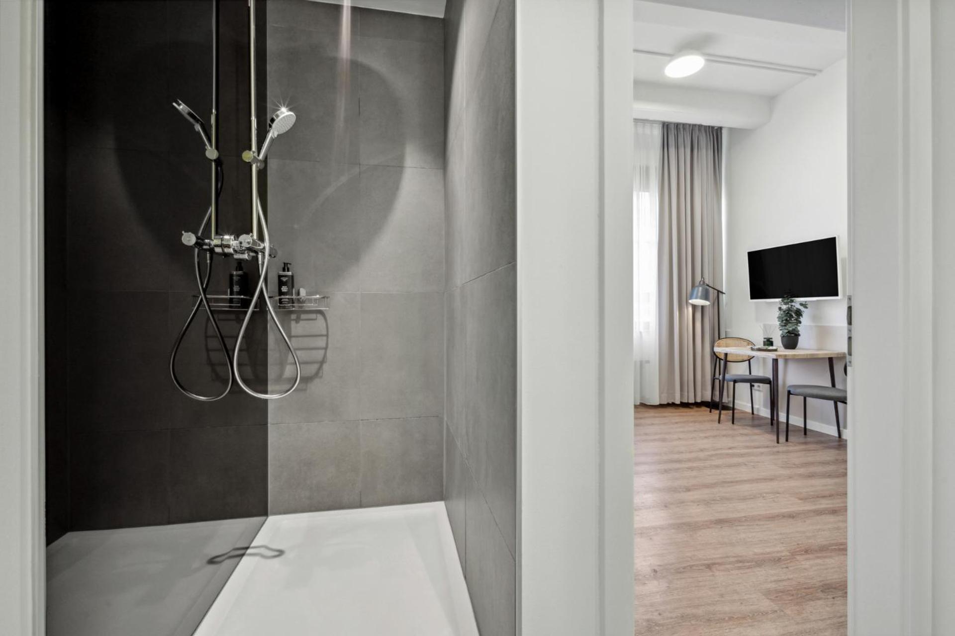 Limehome Munich Fritz-Erler Str الغرفة الصورة