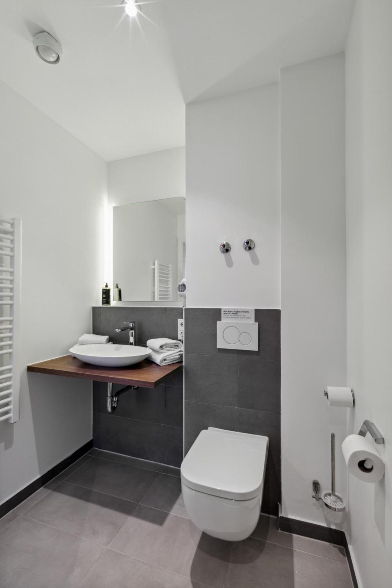 Limehome Munich Fritz-Erler Str الغرفة الصورة