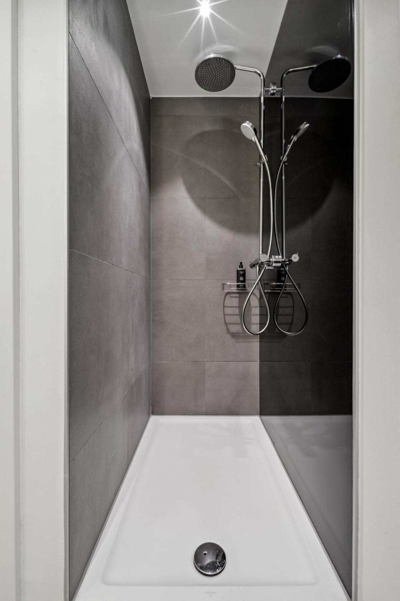 Limehome Munich Fritz-Erler Str الغرفة الصورة